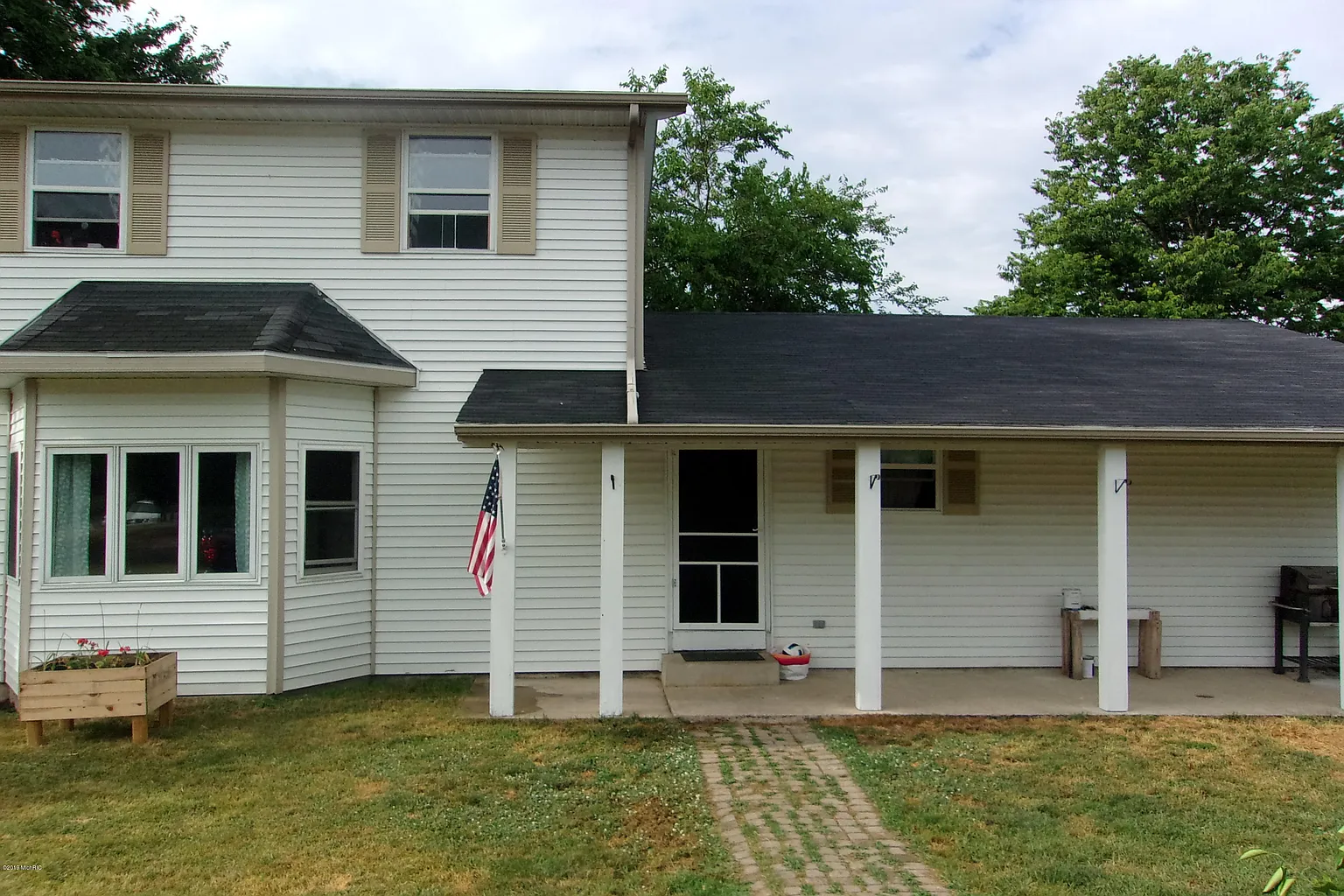 1381 Star School Rd photo 1