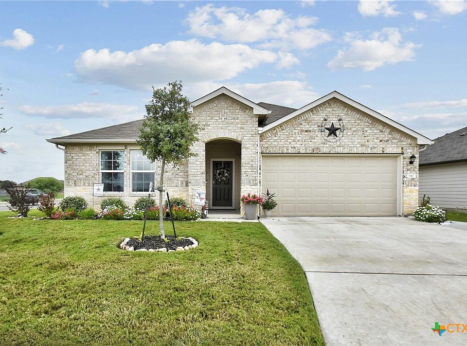 1st image of 940 Armadillo Dr