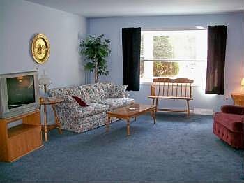2nd image of 133 Point Of Woods Dr