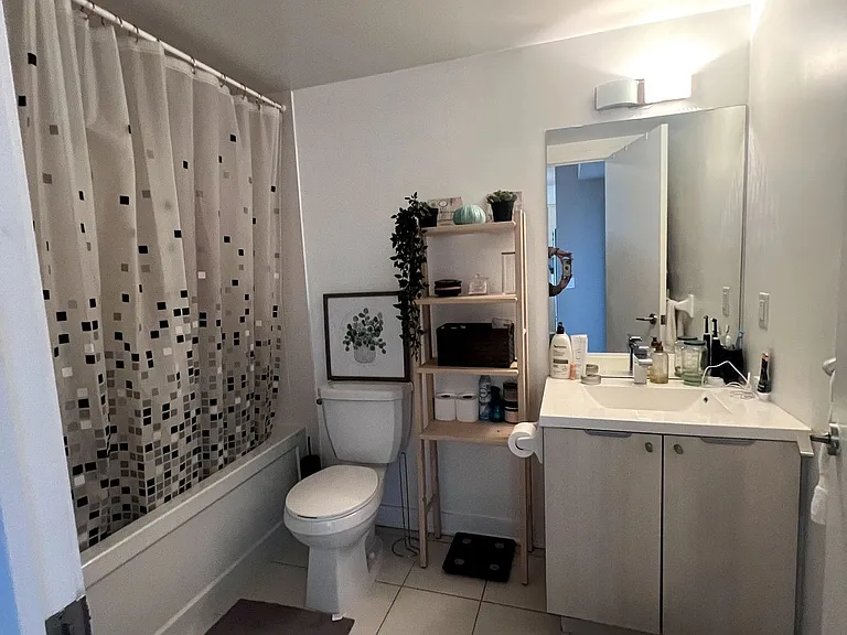 5740 Yonge St #1603 — Photo 8