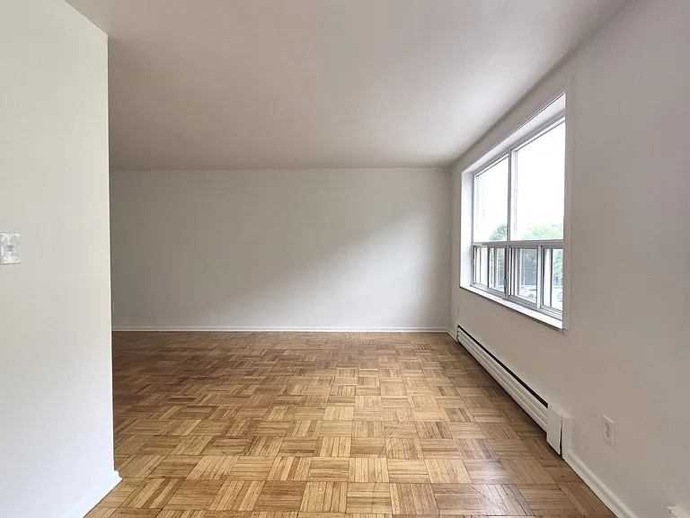 1751 Victoria Park Ave #204 — Photo 9