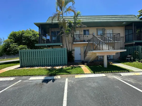 1799 Fairview Villas Drive #1, Palm Springs, FL 33406