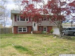 1st image of 4 Windsor Ct
