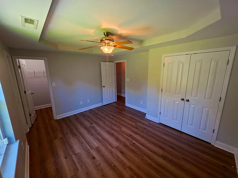 214 Michel Ct — Photo 13