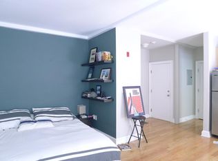 16 Centre St #11F, Cambridge, MA 02139