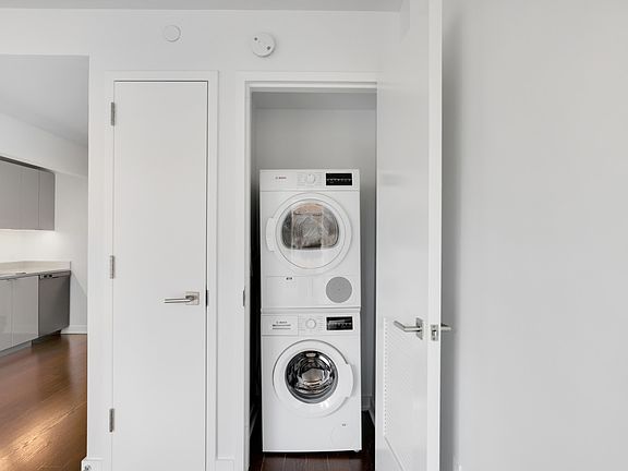 5th image of 400 W 113th St APT 1207
