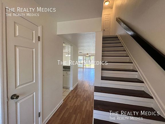 3rd image of 6061 Windhover Dr #10