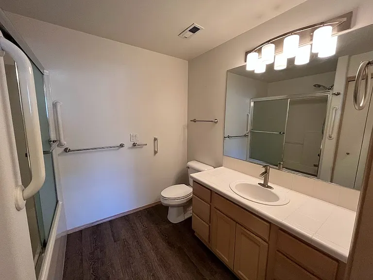 14314 SE Princeton Village Way — Photo 8