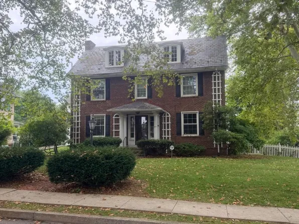 201 Hathaway Park, Lebanon, PA 17042