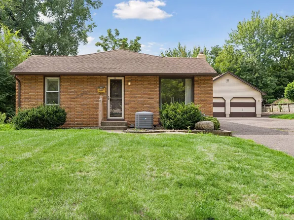 96 Orange Ave W, Saint Paul, MN 55117