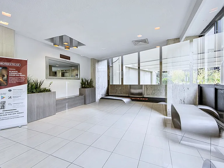 25 Parkway Forest Dr — Photo 11