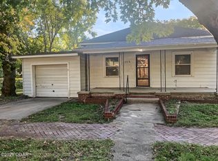 206 N Miles Ave, Pittsburg, KS 66762