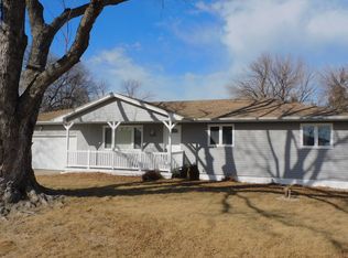 4350 Lariat Ln, Grand Island, NE 68803