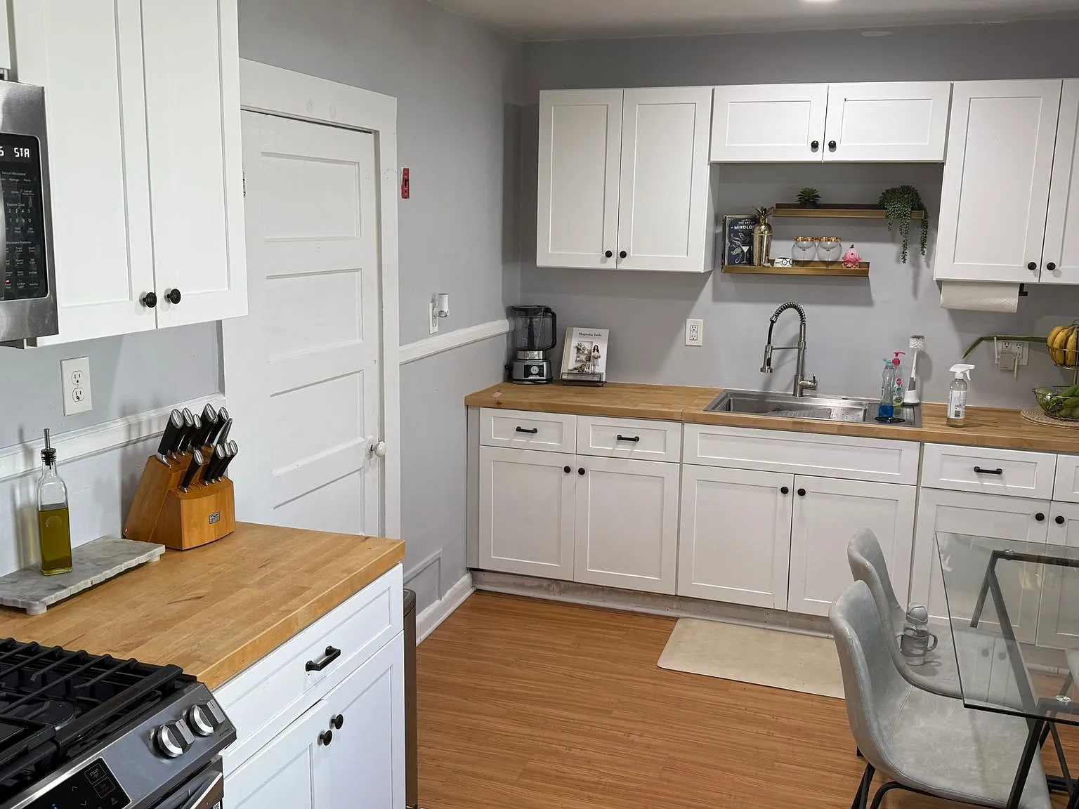 91 West St — Photo 1
