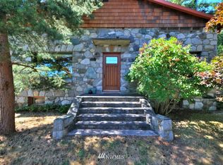 507 Snomont St, Coupeville, WA 98239