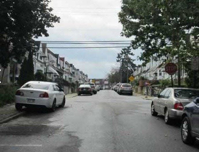 2nd image of 442 Littlecroft Rd