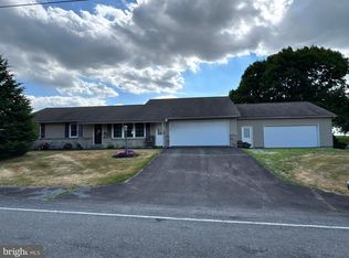 35 Camp Swatara Rd, Myerstown, PA 17067