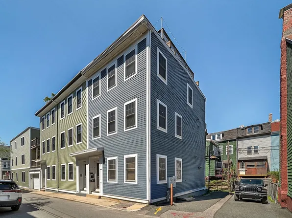 256 Bowen St #2, South Boston, MA 02127