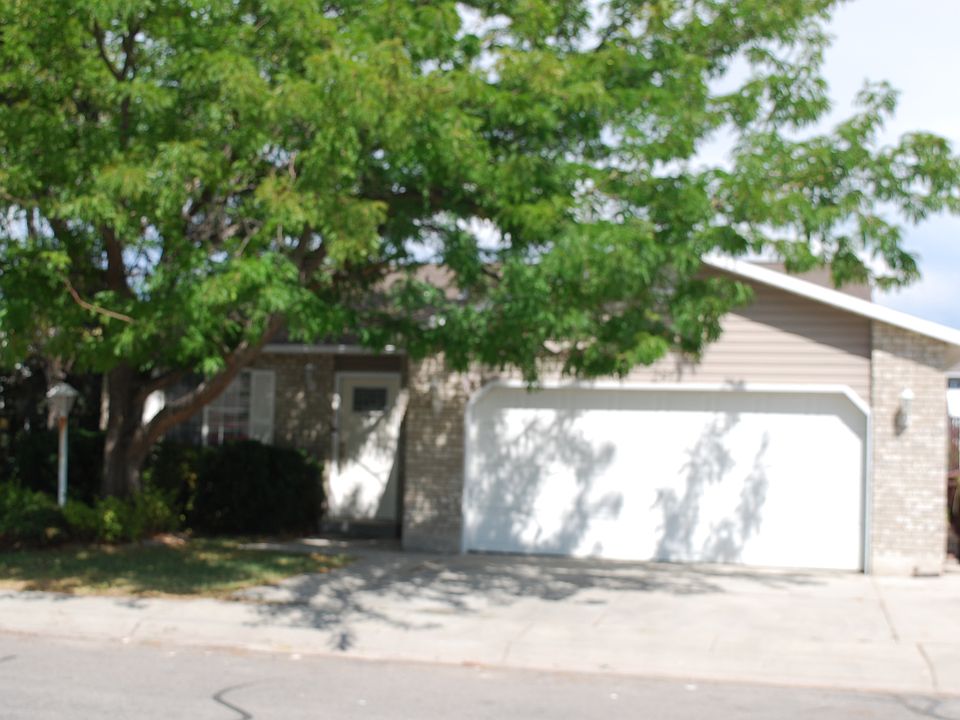 1st image of 2917 S Flair St