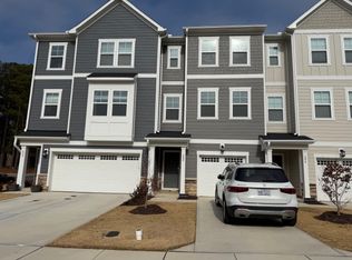 402 Deercroft Dr #402, Apex, NC 27539