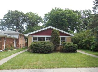 8933 Meade Ave, Morton Grove, IL 60053