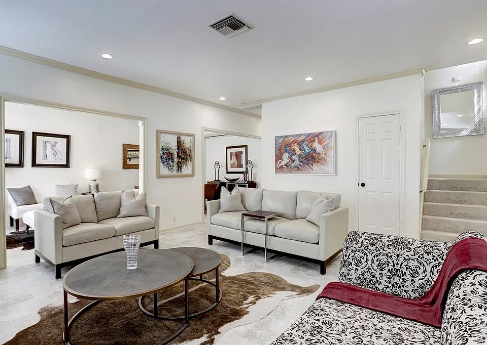 1st image of 2654 Bering Dr