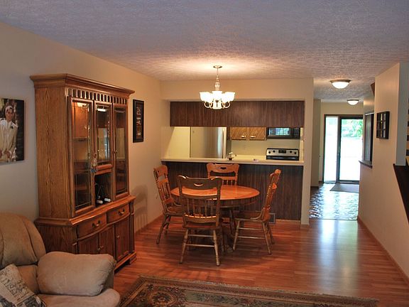 2nd image of 7196 Springdale Dr