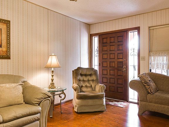 3821 N 7th Ct-3