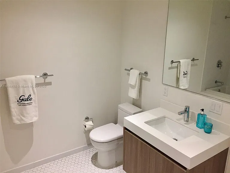401 N Birch Rd #505 — Photo 9