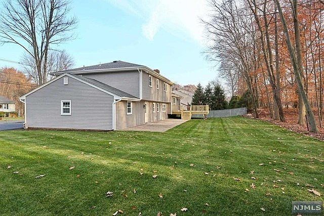 2nd image of 209 Alberon Dr