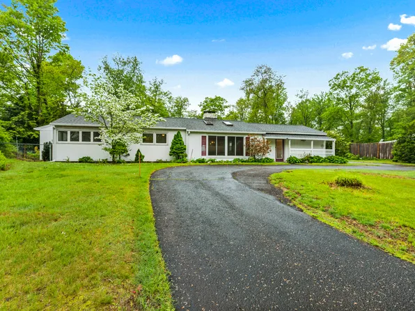 278 Elmwood Circle, Cheshire, CT 06410