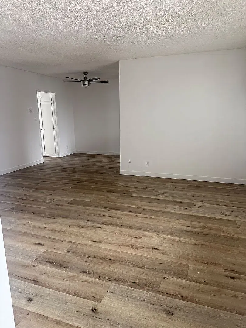 1424 N Poinsettia Pl — Photo 4