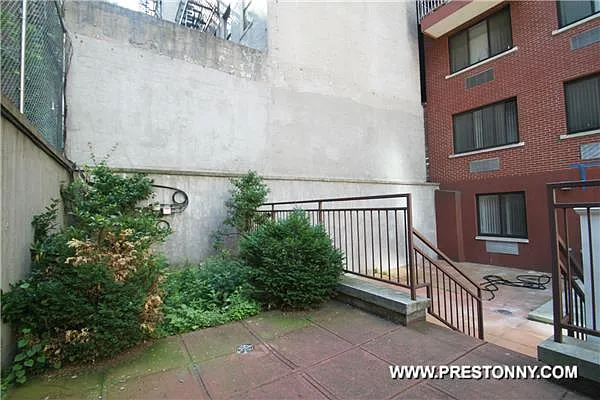 Rented by JM Preston Properties LLC | media 32