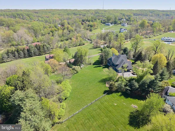 1012 Bodine Rd, Chester Springs, PA 19425