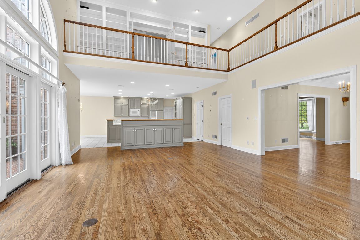 next background image