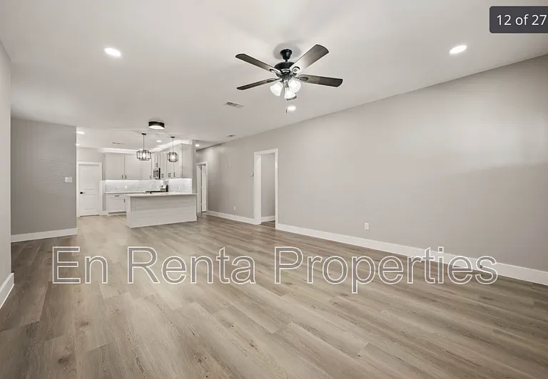 3329 Hemphill St — Photo 16