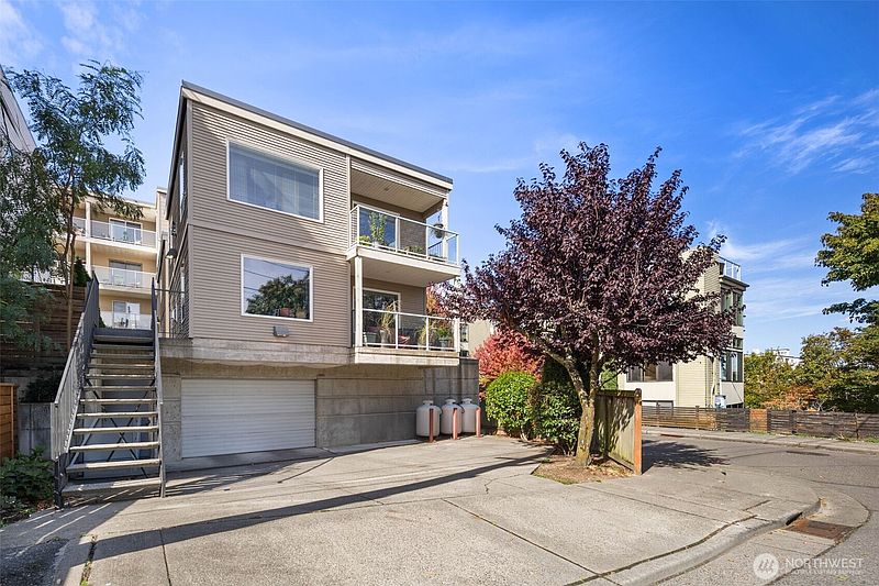 3rd image of 559 McGraw Street #402