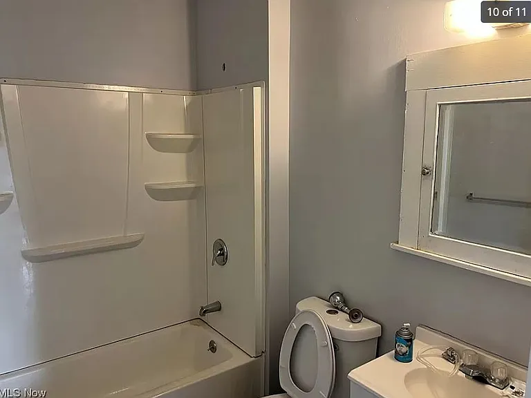 3461 W 95th St #2 — Photo 2
