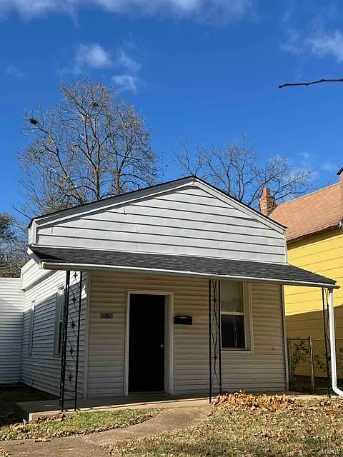 6115 Colorado Ave photo 1