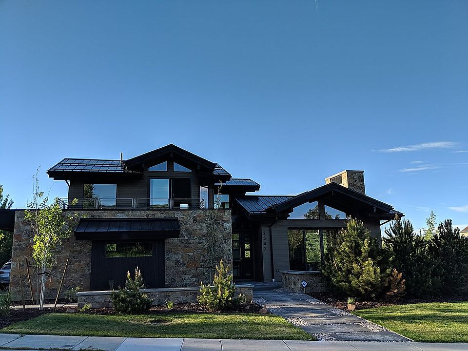 1st image of 2547 Aspen Springs Dr