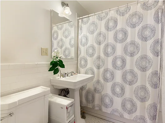 Rented by Compass | media 6