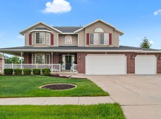 1512 W Willow Dr, Kaysville, UT 84037