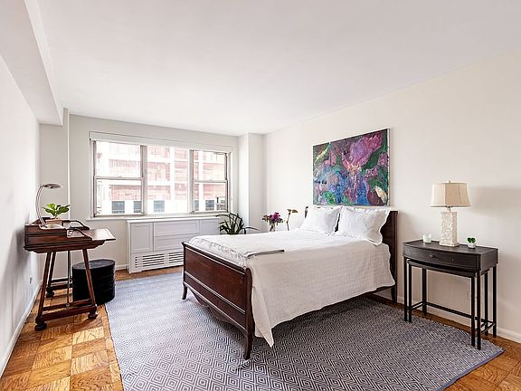 4th image of 340 E 80th St APT 21G