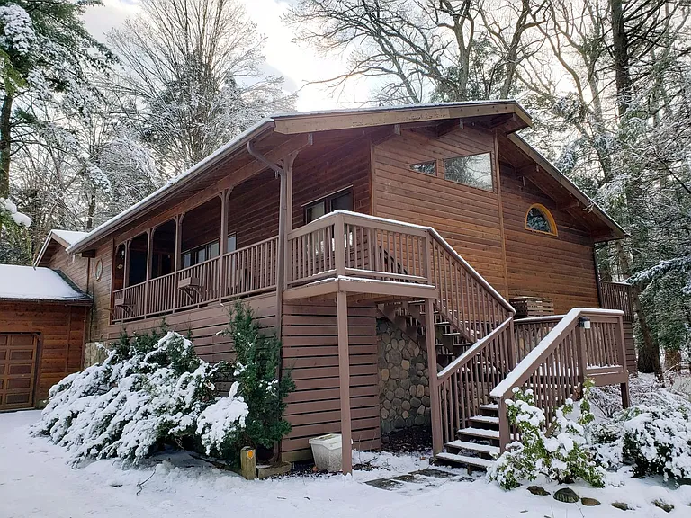 3530 Spruce Cabin Rd — Photo 1
