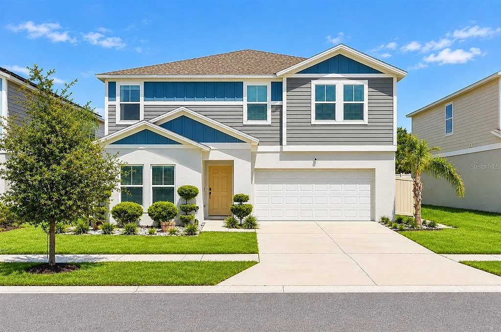 5 bed, 3.0 bath, 2528 sqft, $3,100 — Photo 1