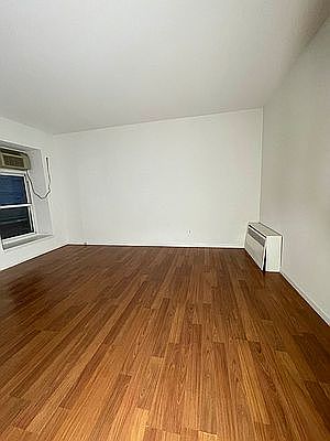 5th image of 88 Fulton St #106