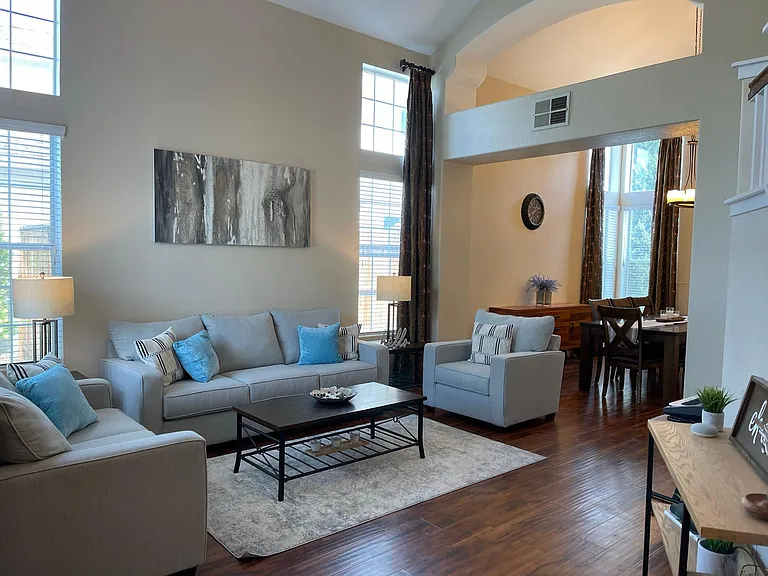 18 Crystal Hill Ct — Photo 9