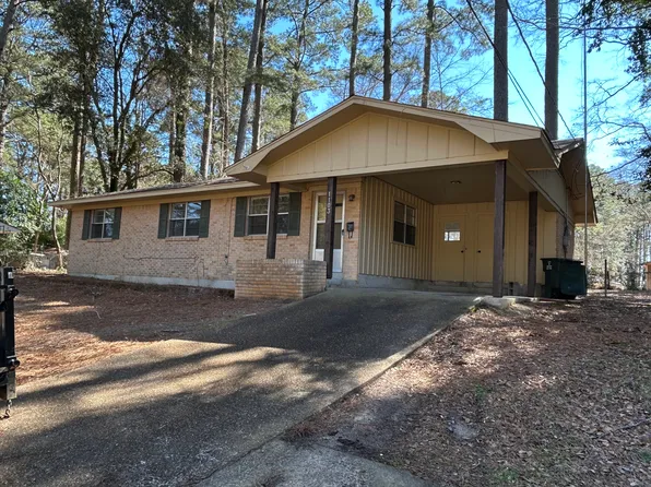 1103 Greenwood Dr, Ruston, LA 71270