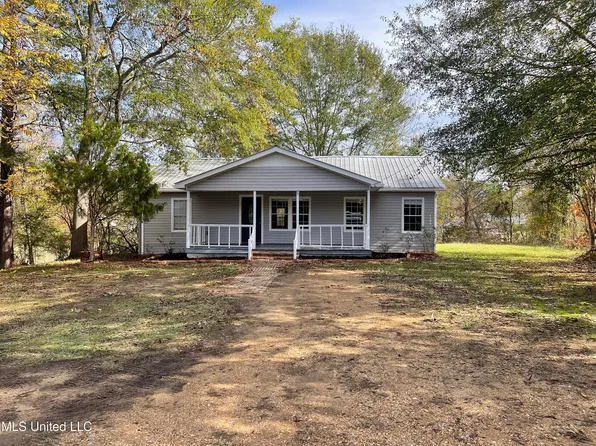 561 Lowe Cir, Richland, MS 39218