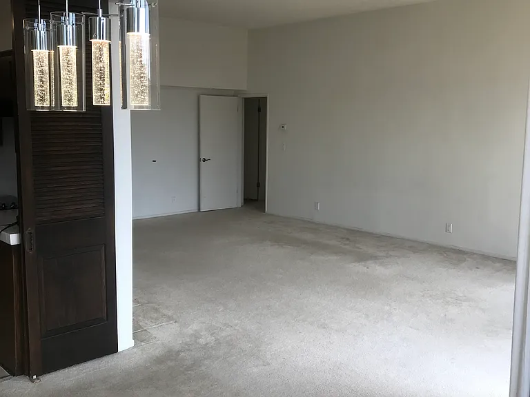11970 Montana Ave #306 — Photo 8